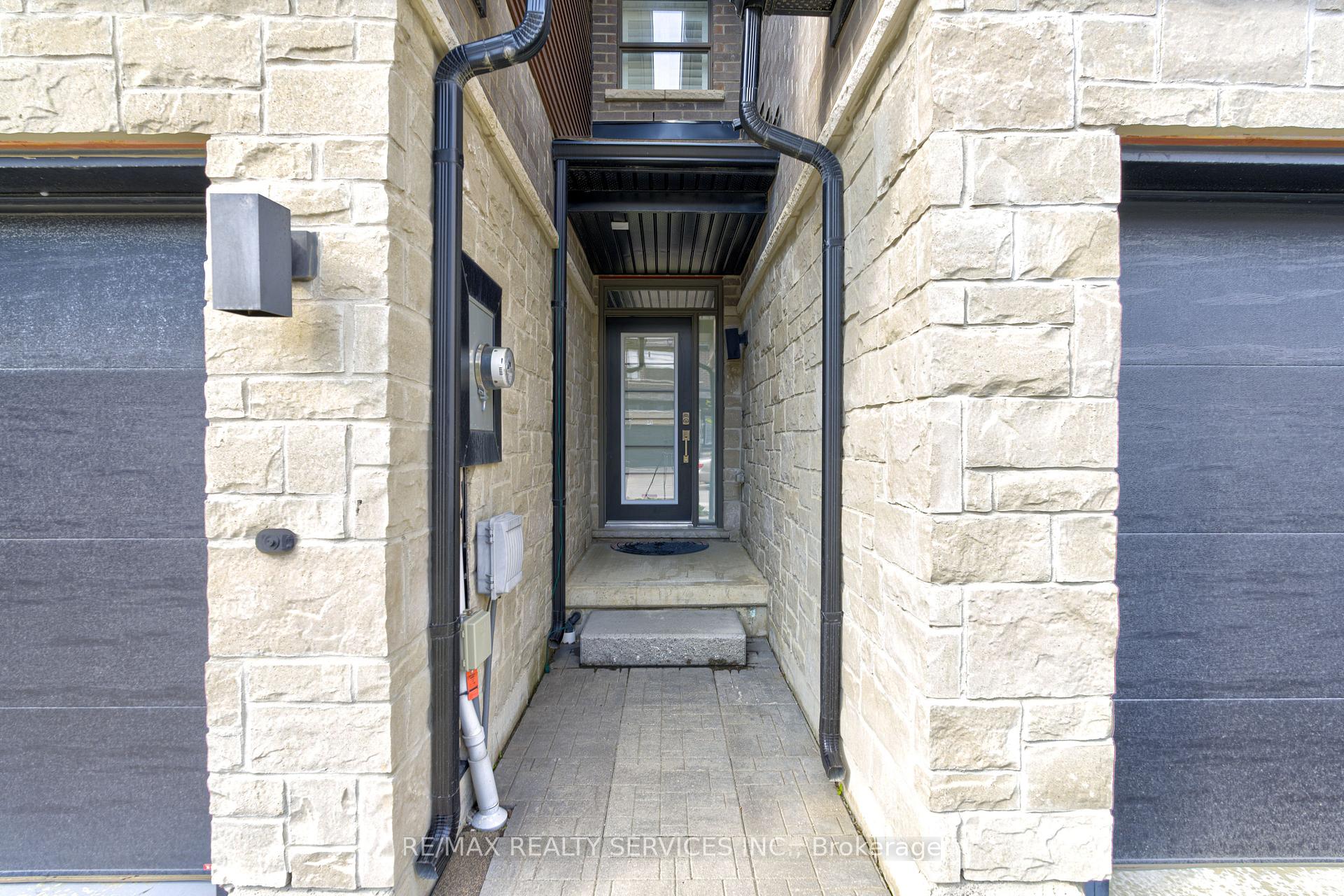 Photo 3 of Unit 191, 30 Time Square Boulevard, Hamilton, Rural Stoney Creek — HOMEH