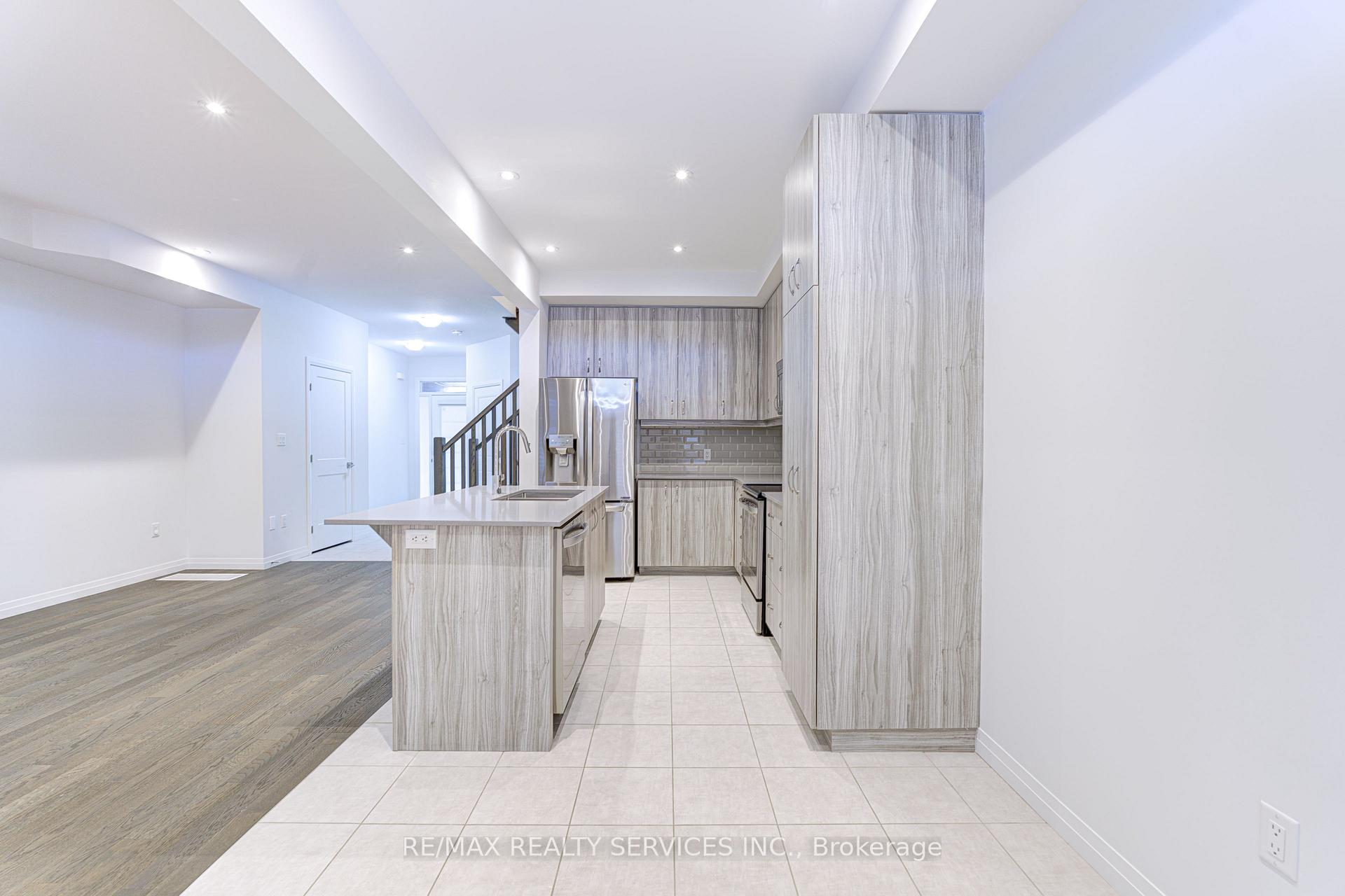 Photo 10 of Unit 191, 30 Time Square Boulevard, Hamilton, Rural Stoney Creek — HOMEH