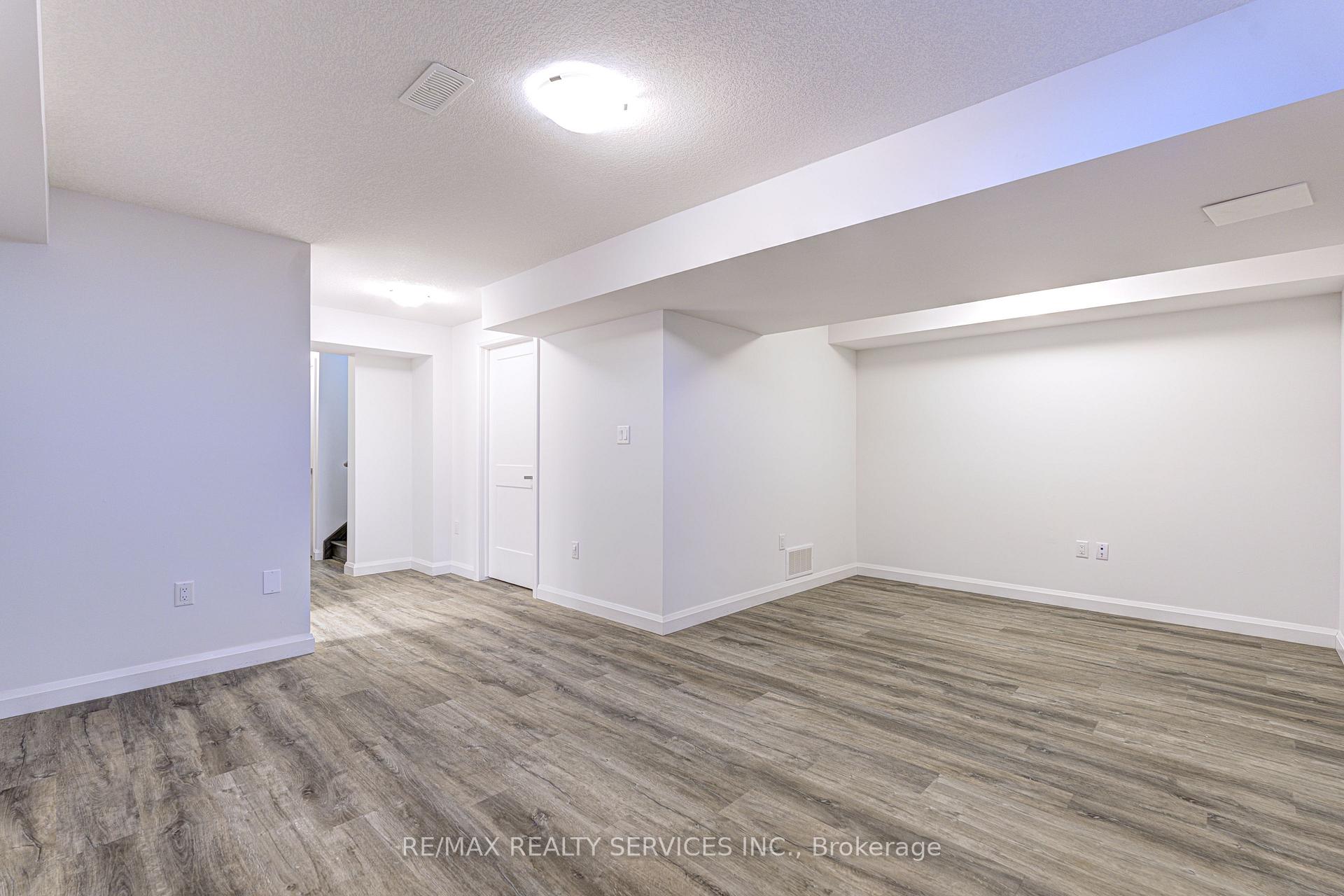 Photo 28 of Unit 191, 30 Time Square Boulevard, Hamilton, Rural Stoney Creek — HOMEH