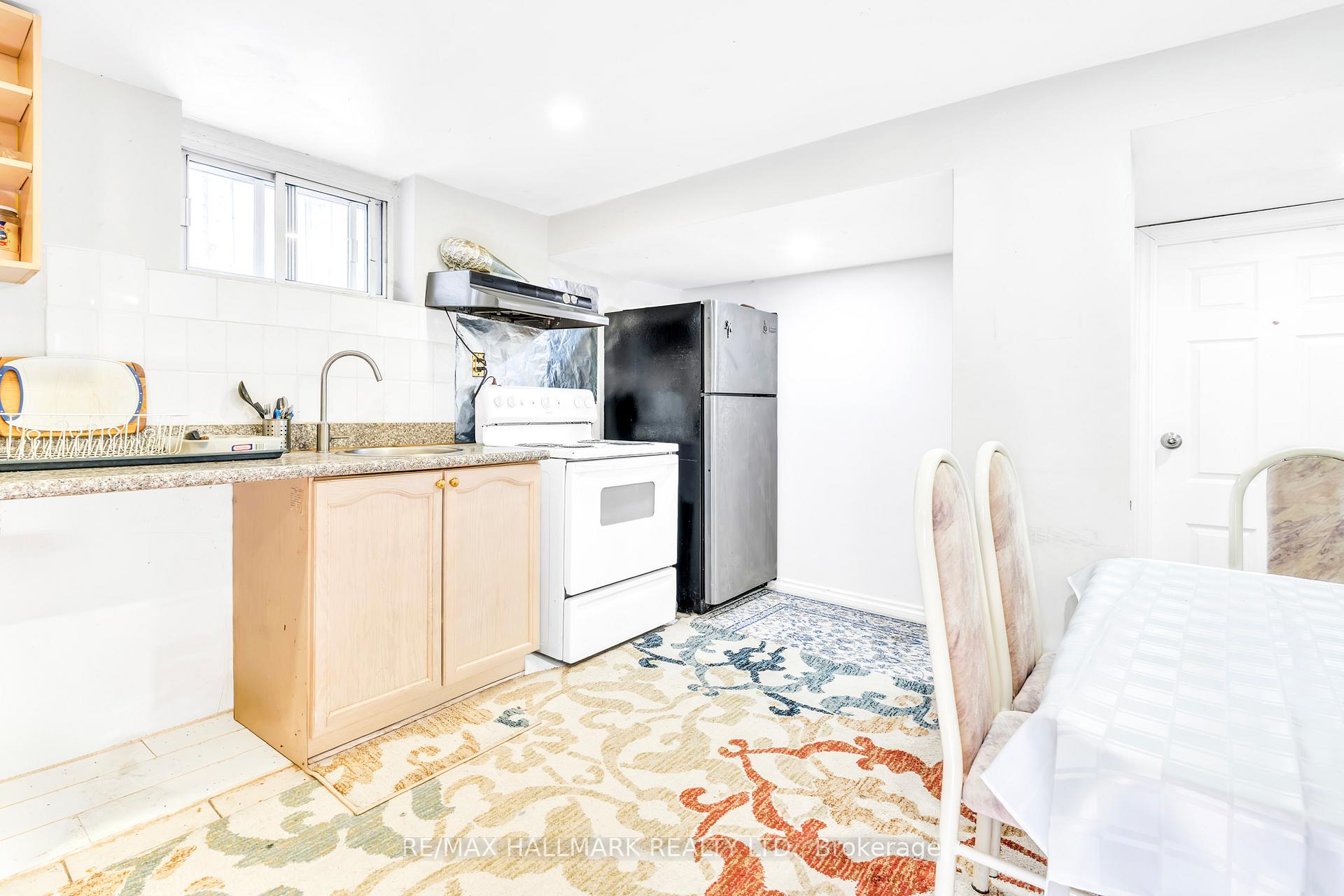 Photo 18 of 43 Meadowview Avenue, Markham, Grandview — HOMEH