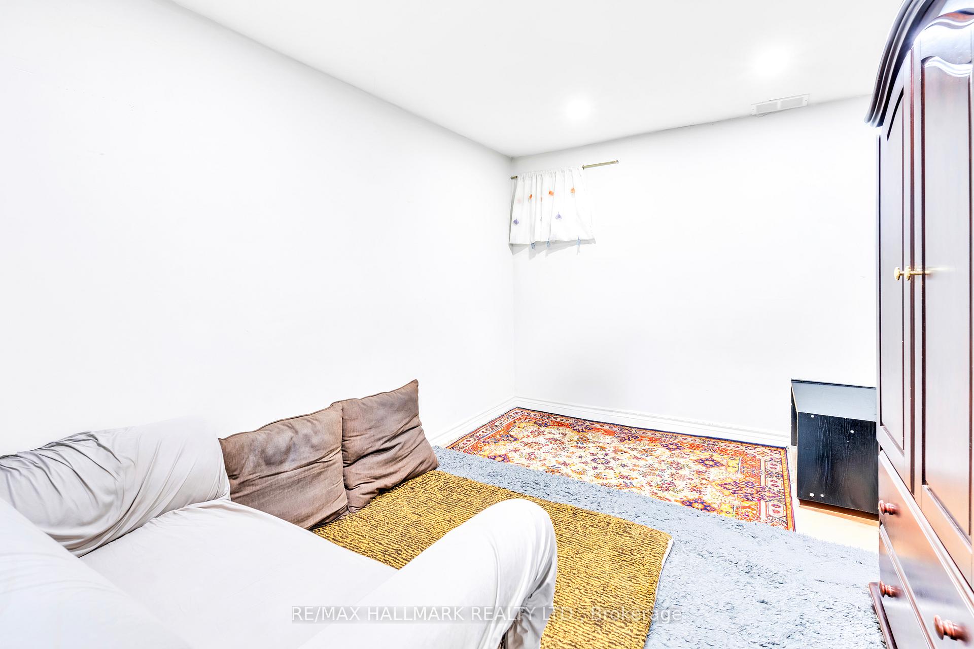 Photo 21 of 43 Meadowview Avenue, Markham, Grandview — HOMEH