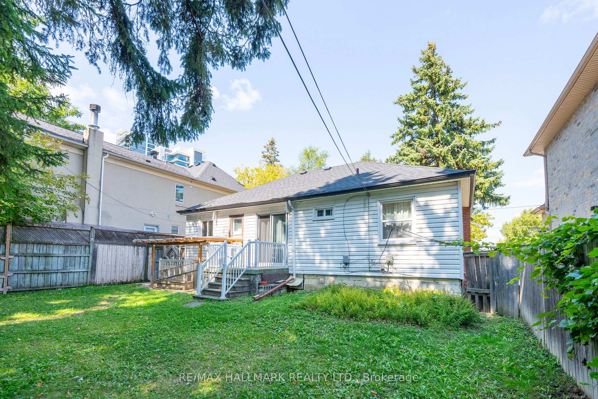 Photo 28 of 43 Meadowview Avenue, Markham, Grandview — HOMEH