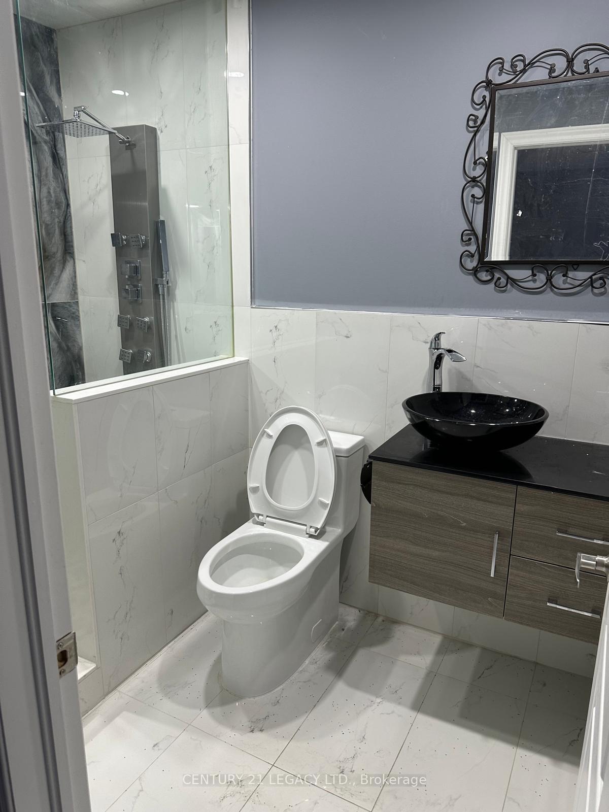 Photo 3 of 206 Amand Drive, Kitchener — HOMEH