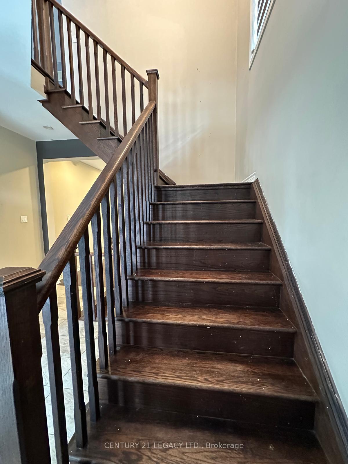 Photo 9 of 206 Amand Drive, Kitchener — HOMEH