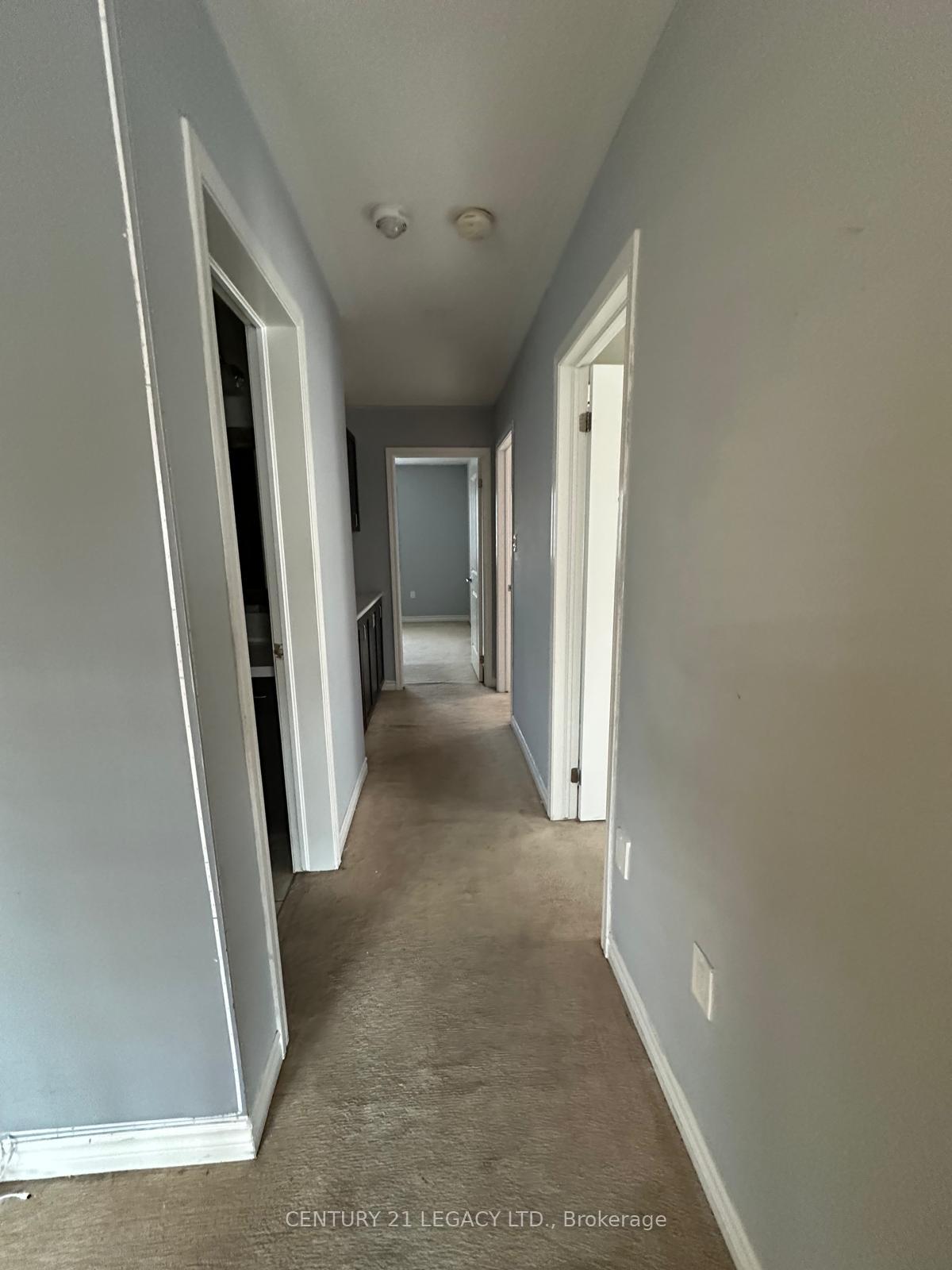 Photo 10 of 206 Amand Drive, Kitchener — HOMEH