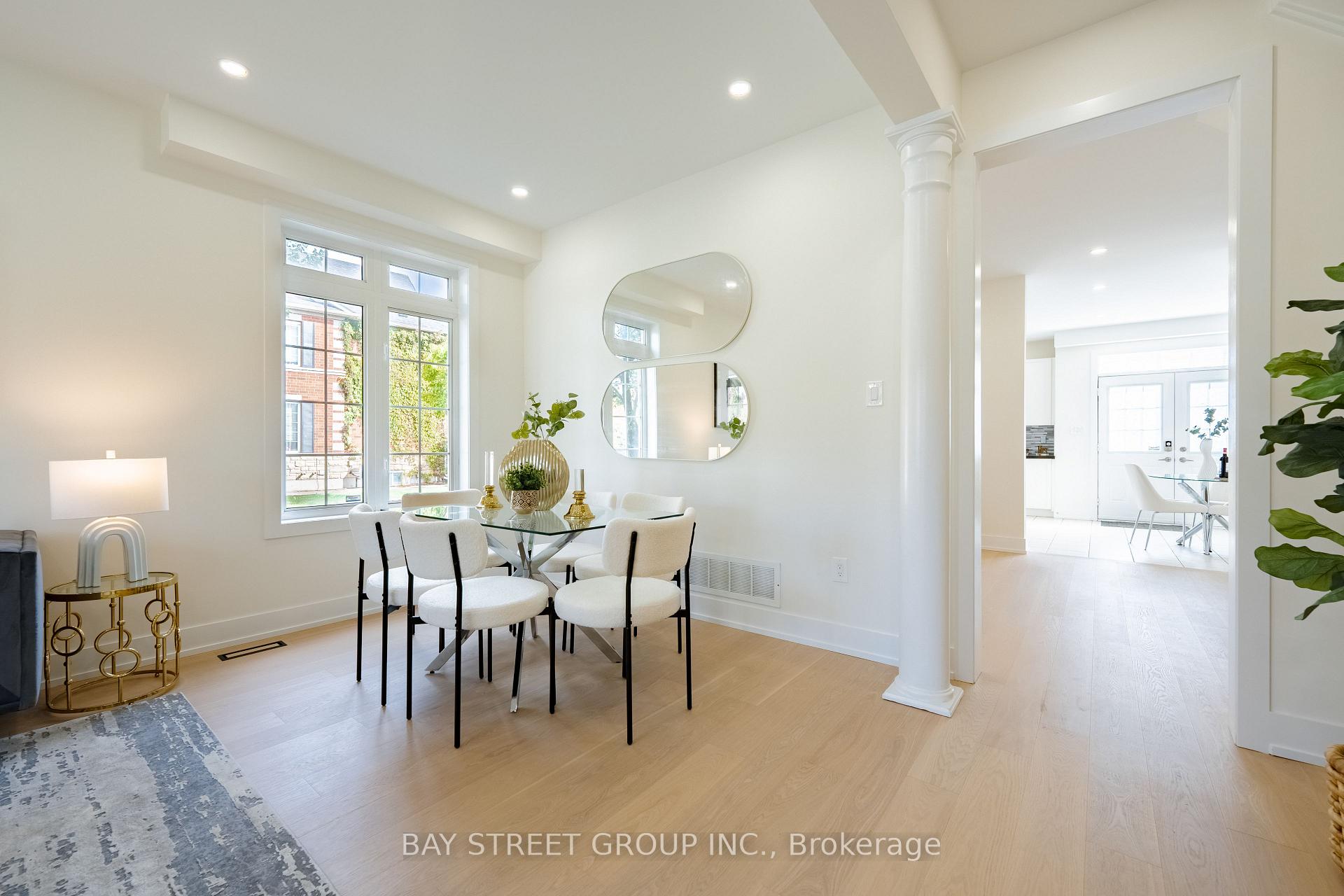 Photo 6 of 38 Pike Lane, Markham, Cornell — HOMEH