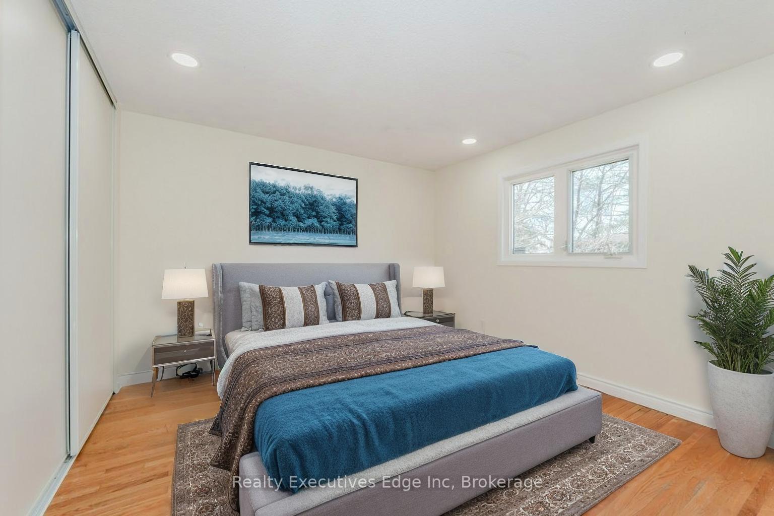 Photo 11 of 46 Appalachian Crescent, Kitchener — HOMEH