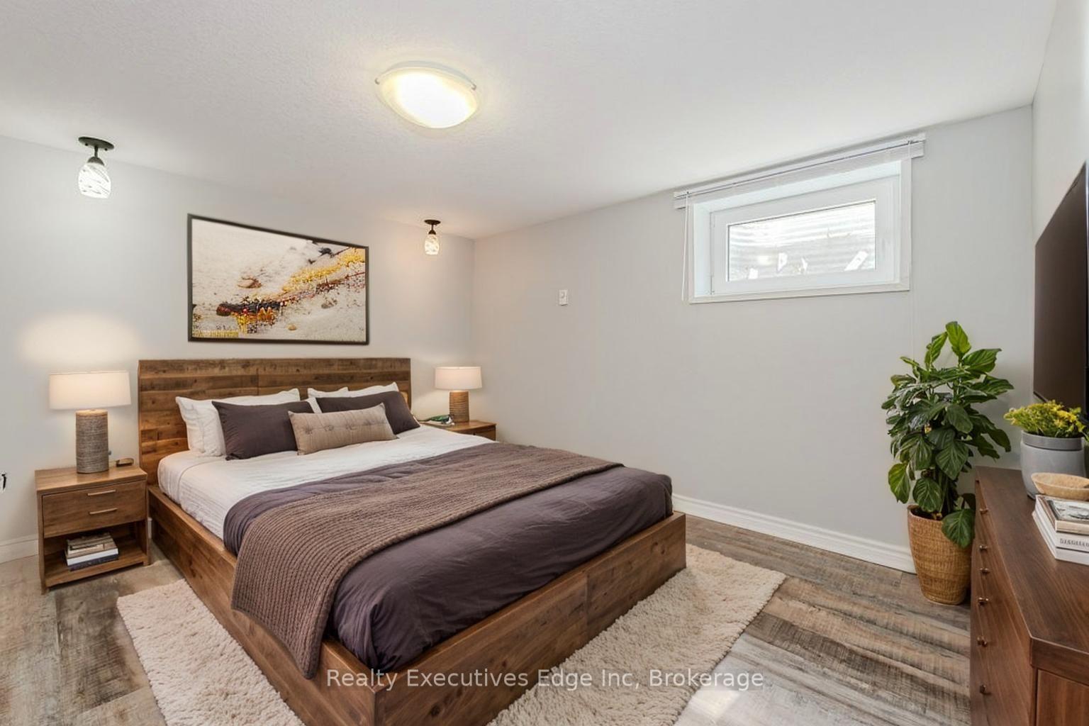 Photo 16 of 46 Appalachian Crescent, Kitchener — HOMEH