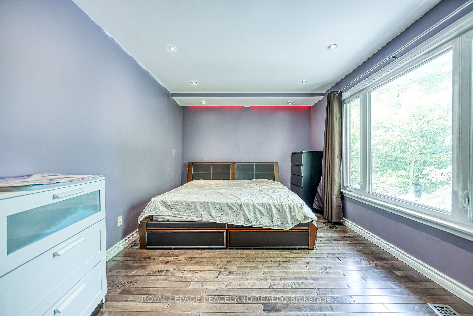 Photo 12 of 17 Willowgate Drive, Markham, Bullock — HOMEH