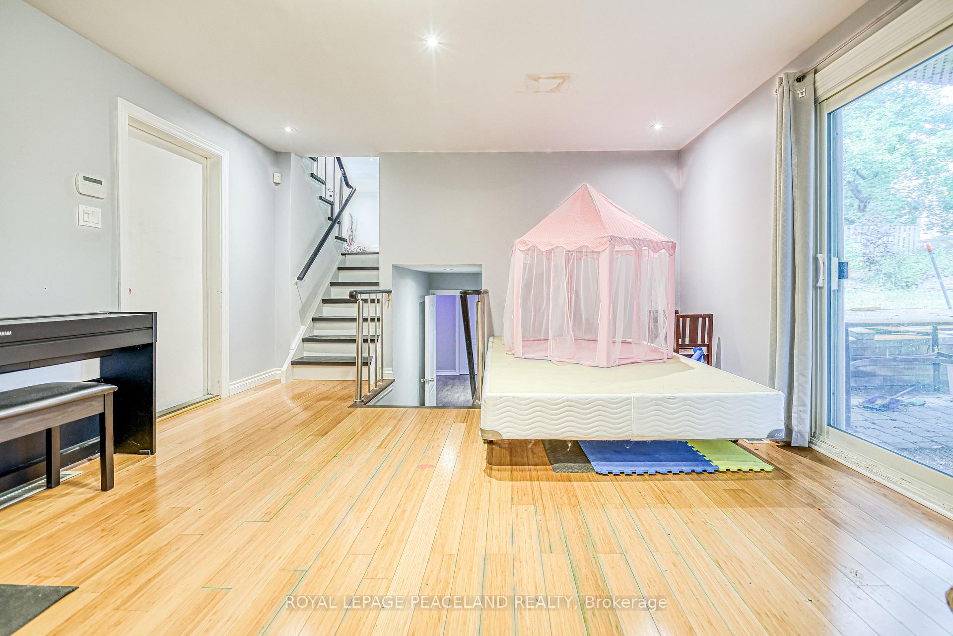 Photo 17 of 17 Willowgate Drive, Markham, Bullock — HOMEH