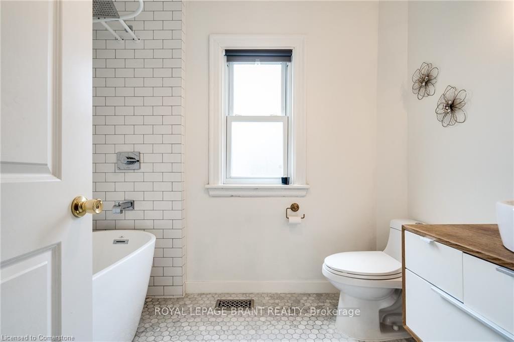 Photo 12 of 309 Bold Street, Hamilton, Kirkendall — HOMEH