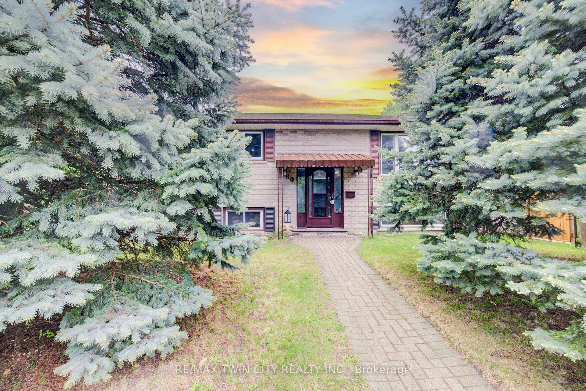 Photo 3 of 80 Folkstone Crescent, Kitchener — HOMEH
