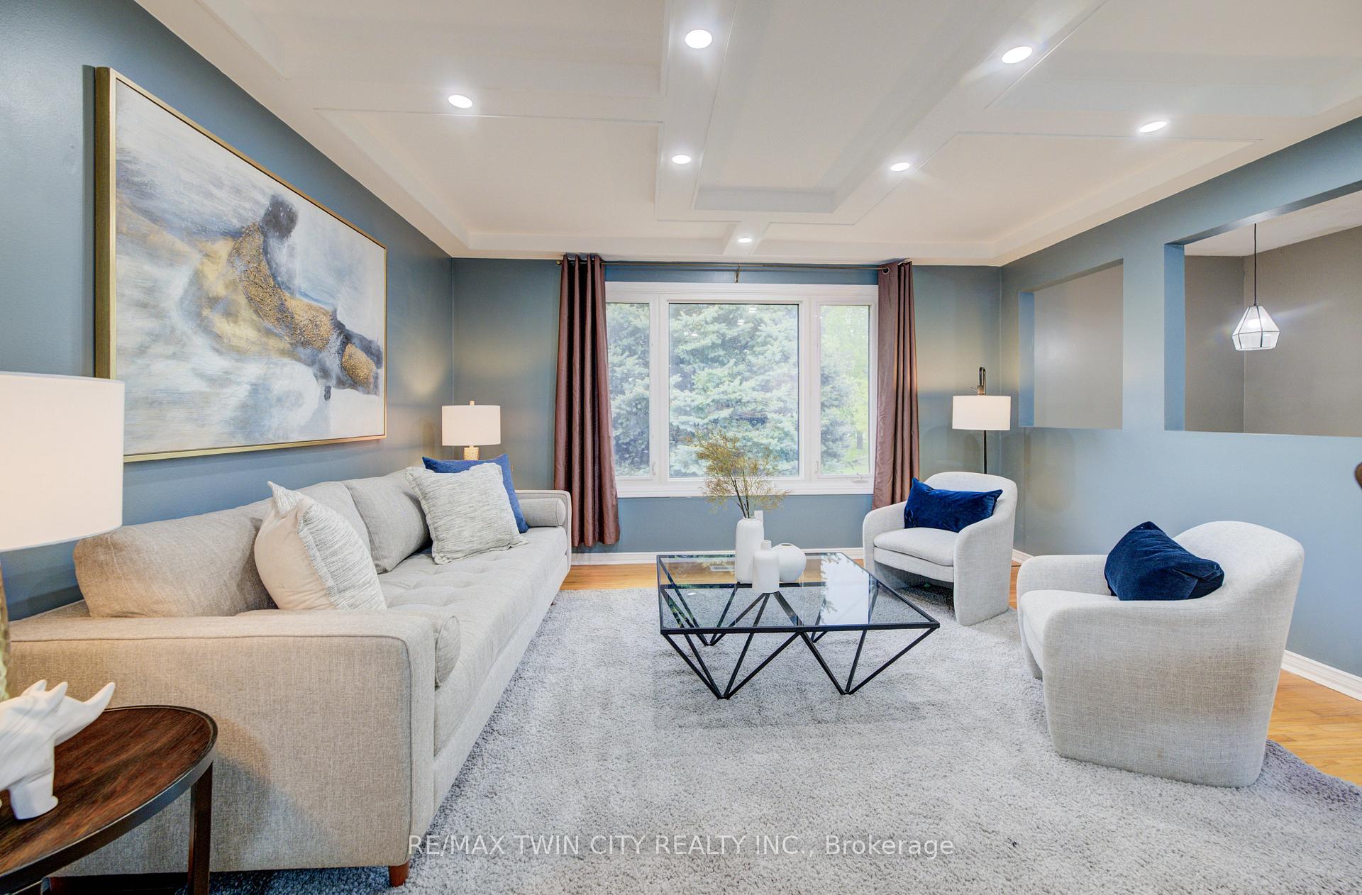 Photo 8 of 80 Folkstone Crescent, Kitchener — HOMEH