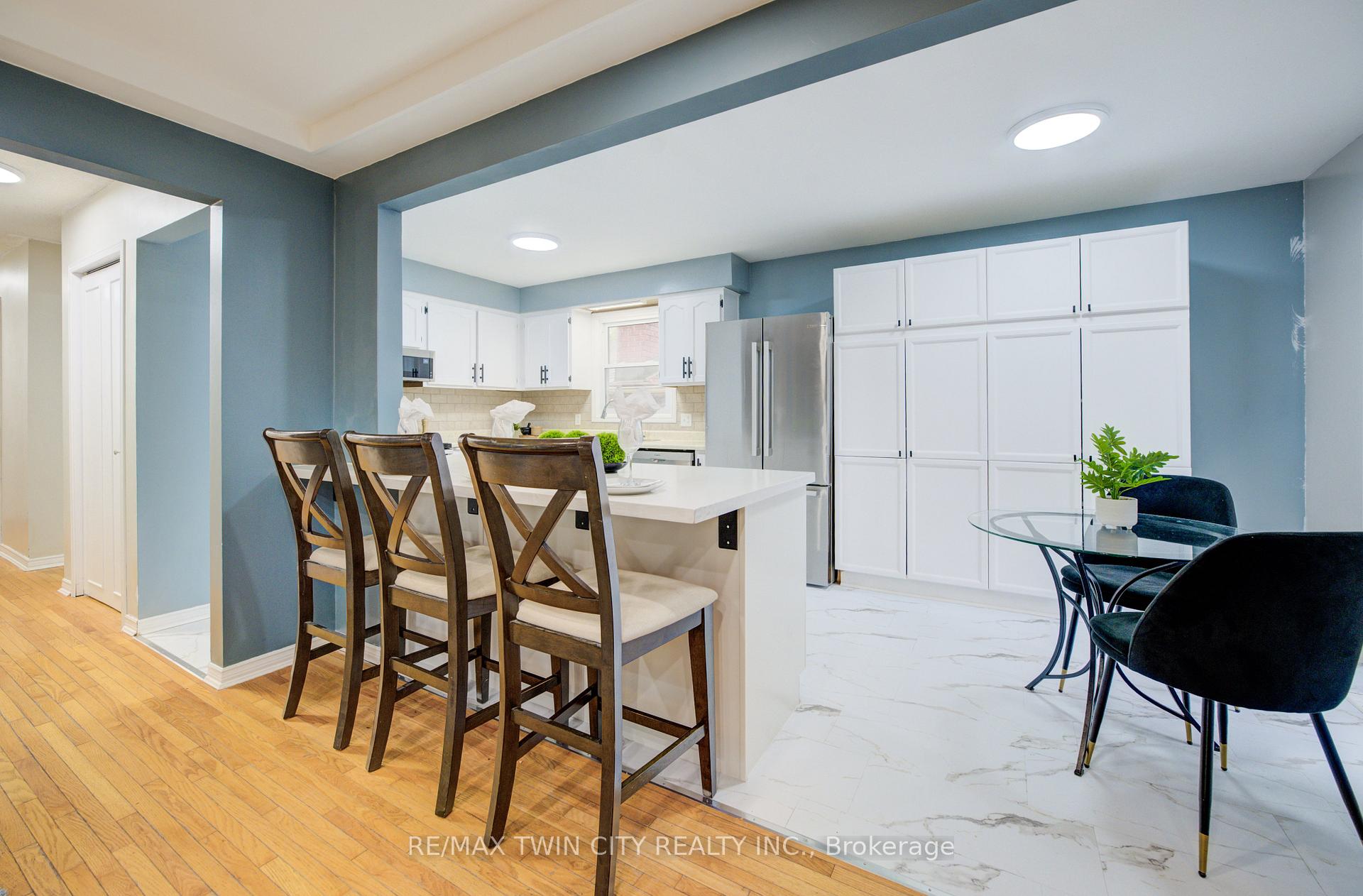 Photo 9 of 80 Folkstone Crescent, Kitchener — HOMEH