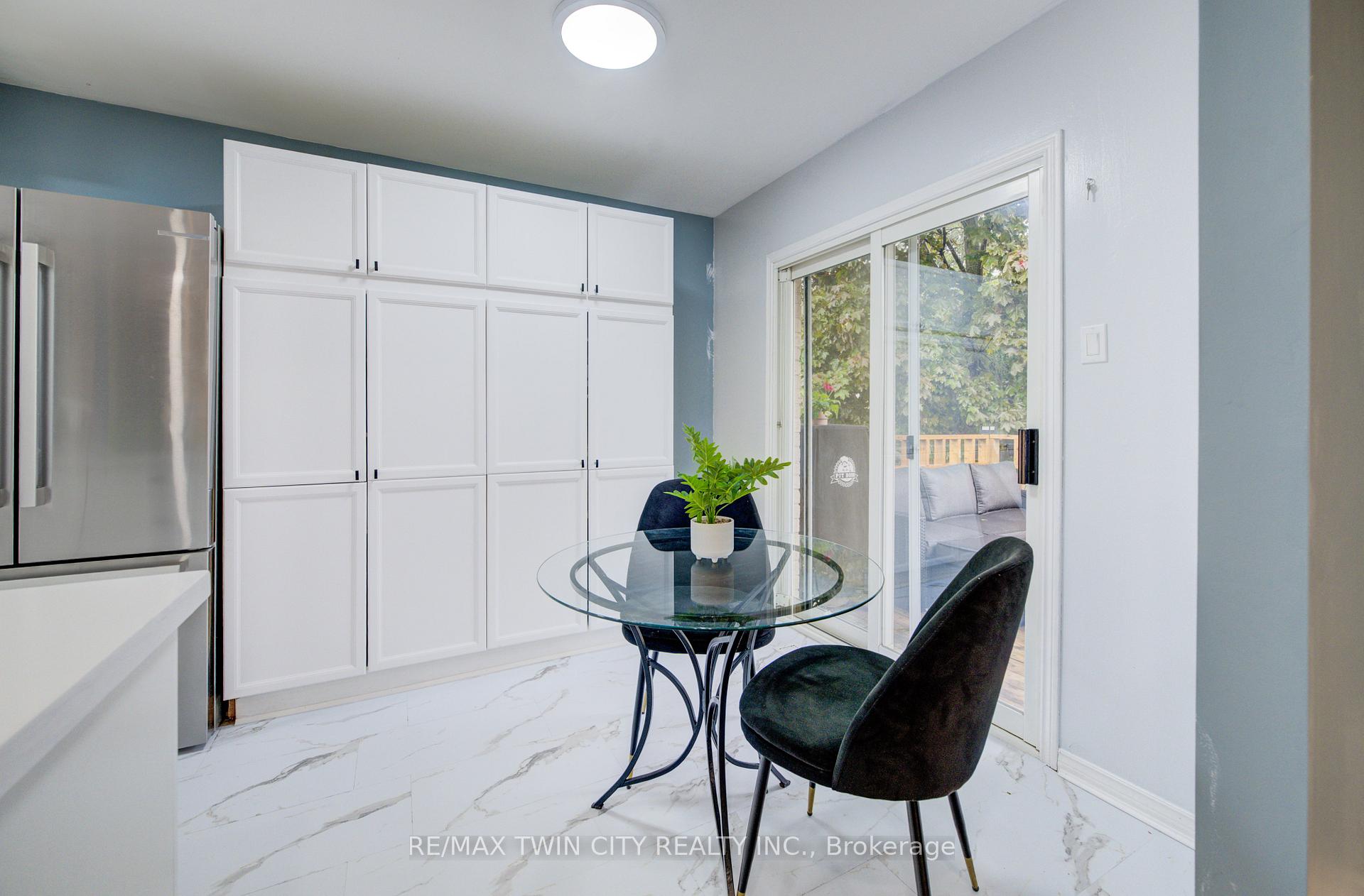 Photo 10 of 80 Folkstone Crescent, Kitchener — HOMEH