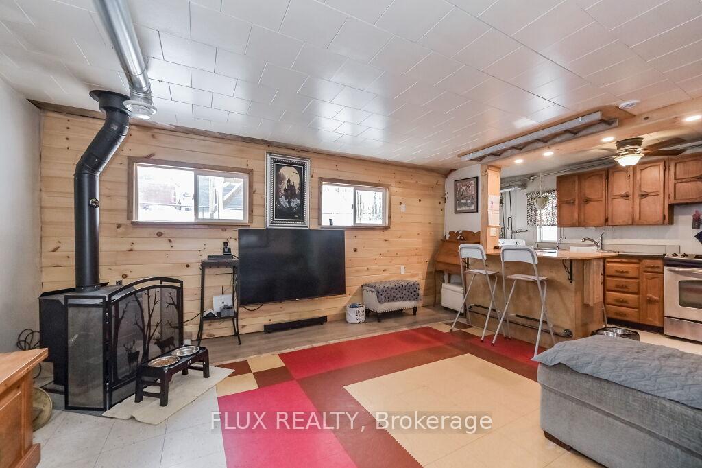 Photo 1 of 9898 Baseline Road, Minto — HOMEH