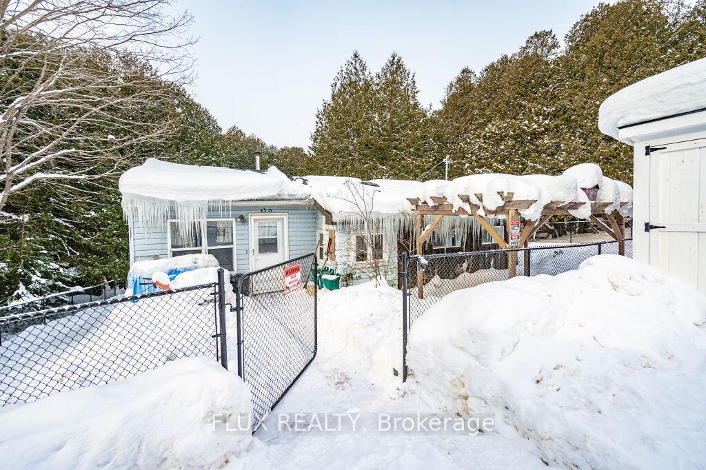 Photo 2 of 9898 Baseline Road, Minto — HOMEH