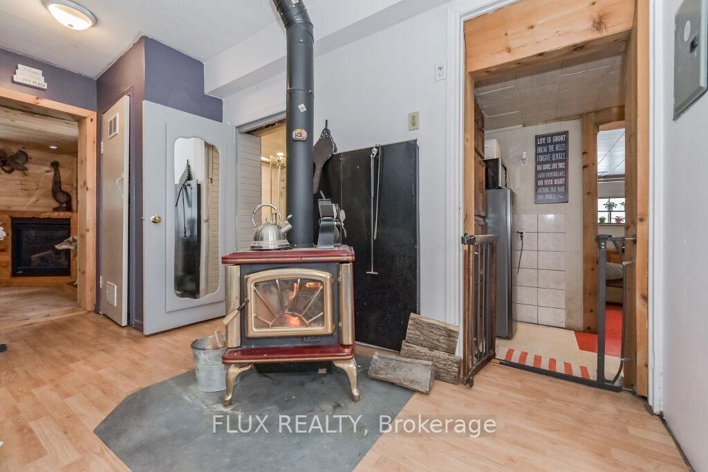 Photo 11 of 9898 Baseline Road, Minto — HOMEH