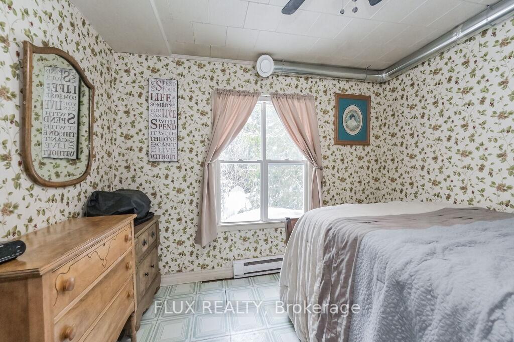 Photo 24 of 9898 Baseline Road, Minto — HOMEH