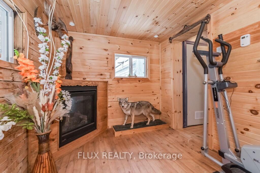 Photo 29 of 9898 Baseline Road, Minto — HOMEH