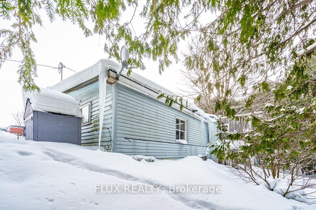 Photo 33 of 9898 Baseline Road, Minto — HOMEH