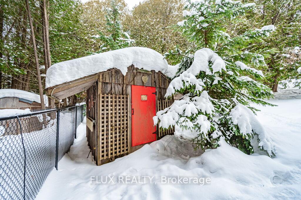 Photo 40 of 9898 Baseline Road, Minto — HOMEH
