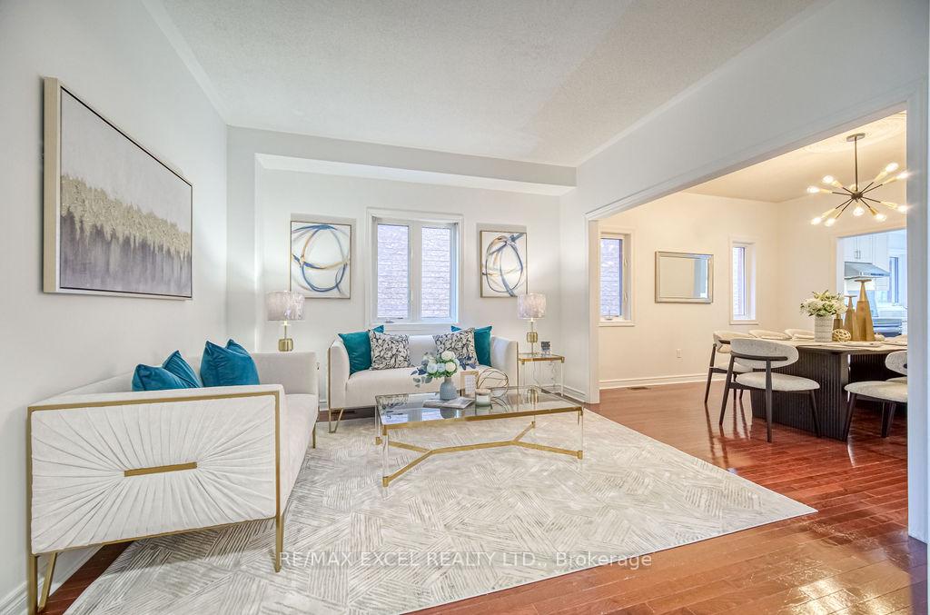 Photo 2 of 316 Williamson Road, Markham, Greensborough — HOMEH