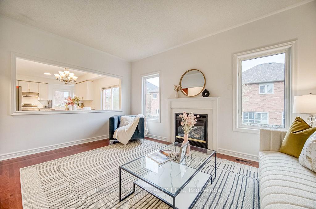 Photo 16 of 316 Williamson Road, Markham, Greensborough — HOMEH