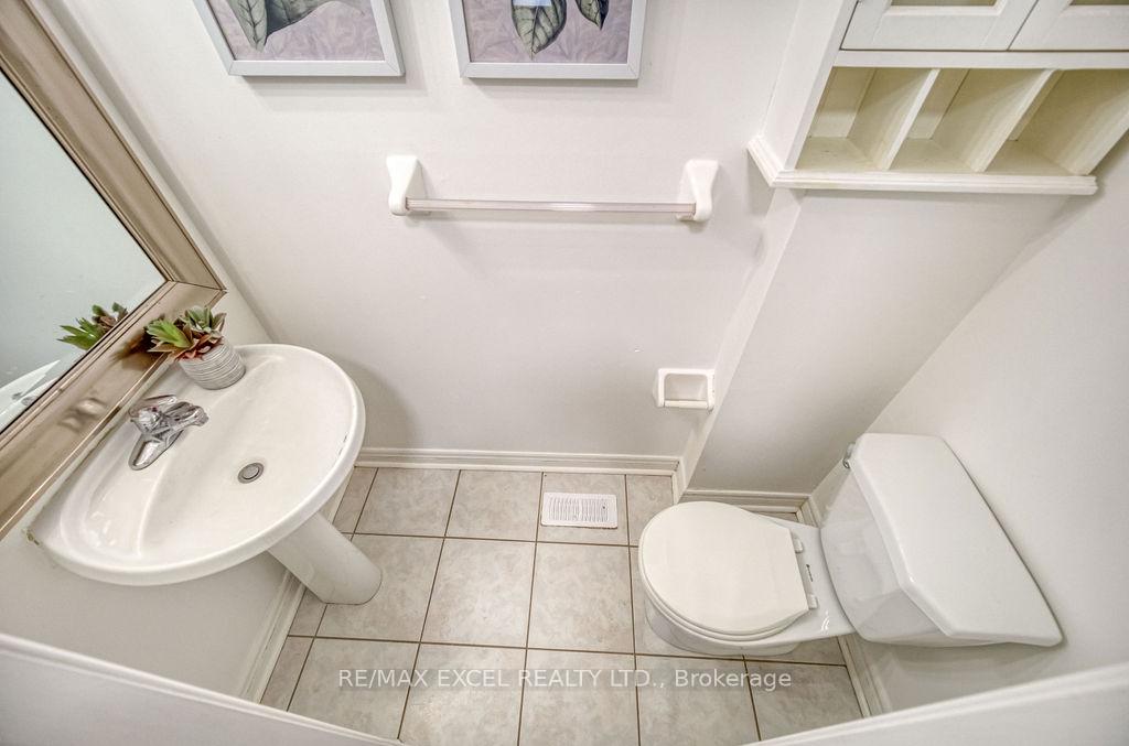 Photo 17 of 316 Williamson Road, Markham, Greensborough — HOMEH