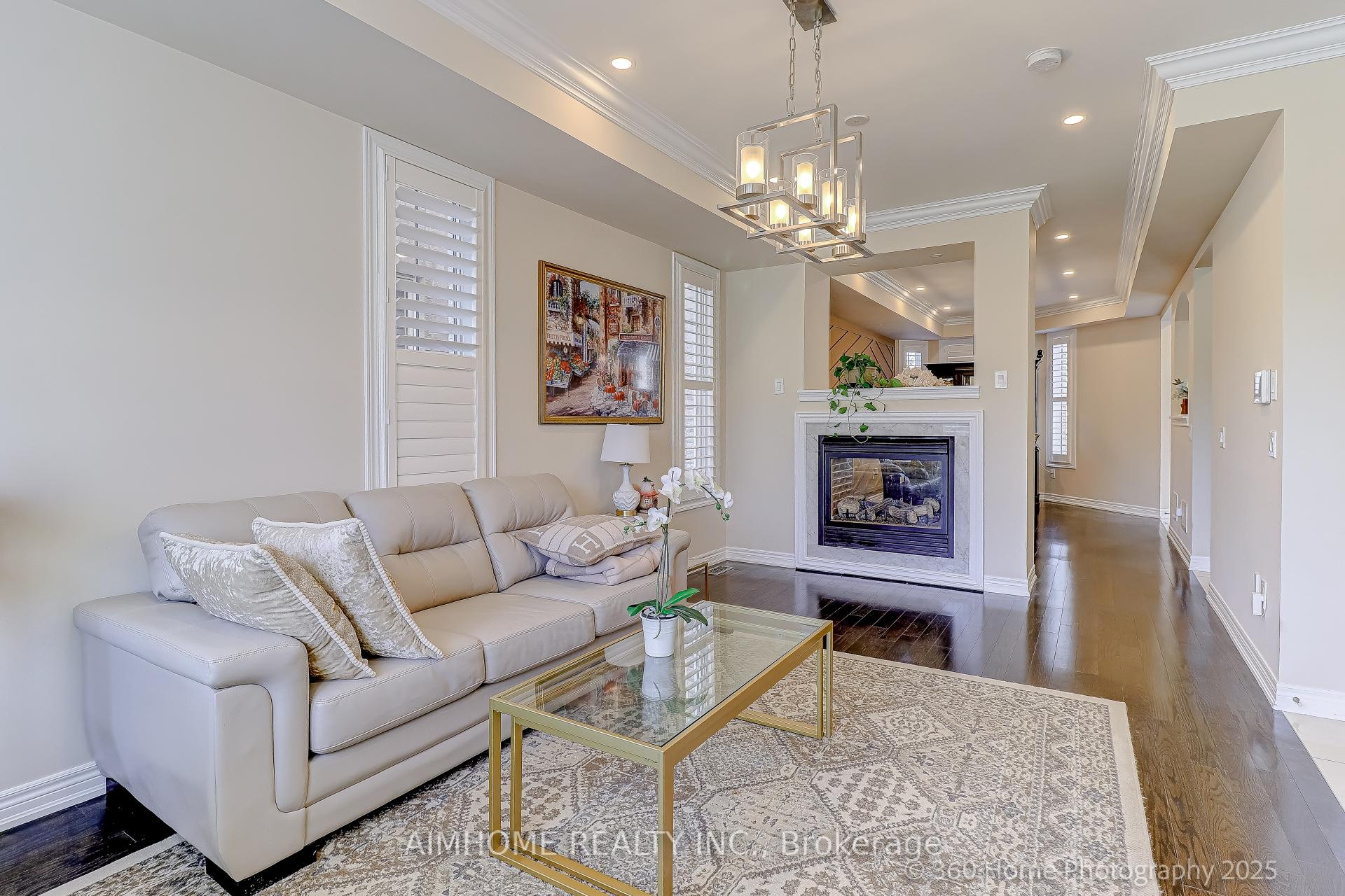 Photo 1 of 18 Saddlebrook Drive, Markham, Cornell — HOMEH