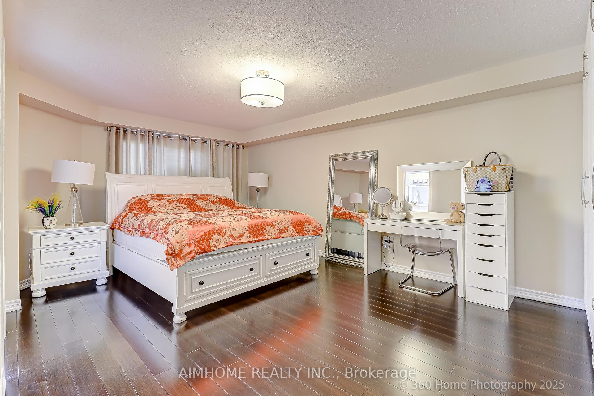 Photo 9 of 18 Saddlebrook Drive, Markham, Cornell — HOMEH