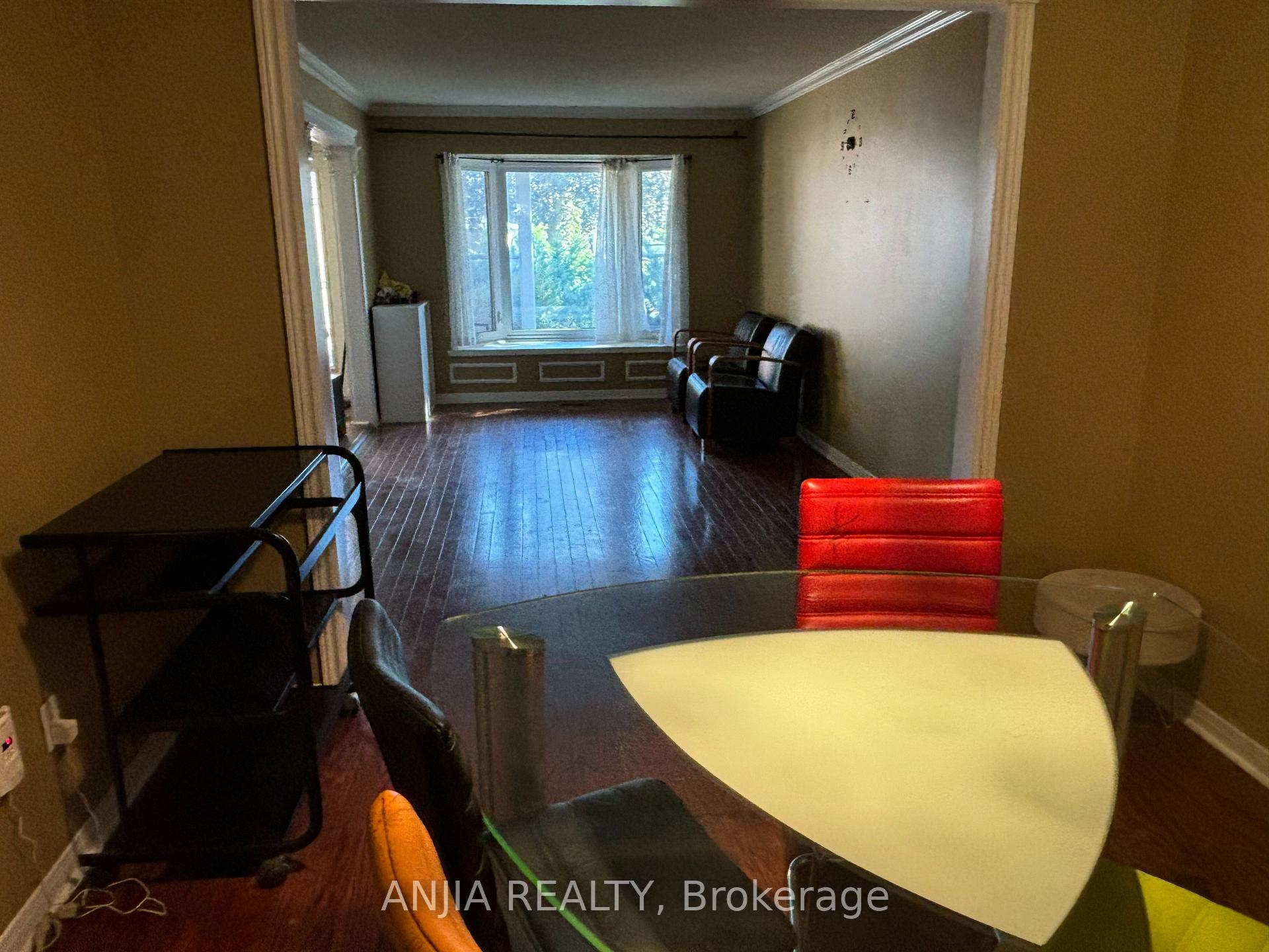 Photo 3 of 555 Raymerville Drive, Markham, Raymerville — HOMEH