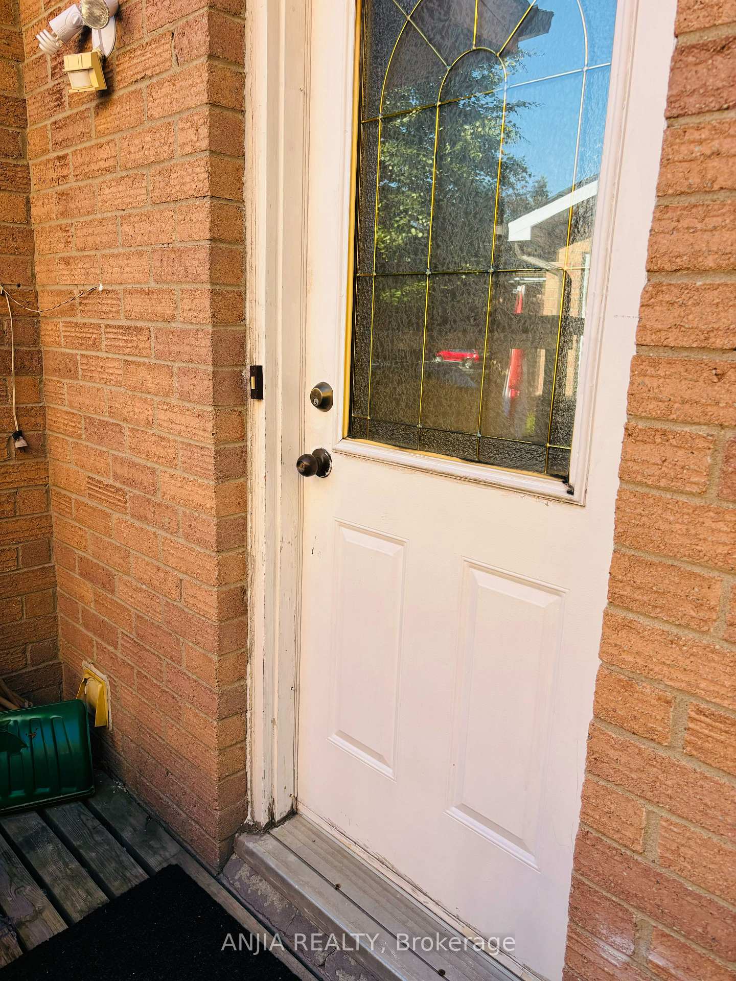 Photo 24 of 555 Raymerville Drive, Markham, Raymerville — HOMEH