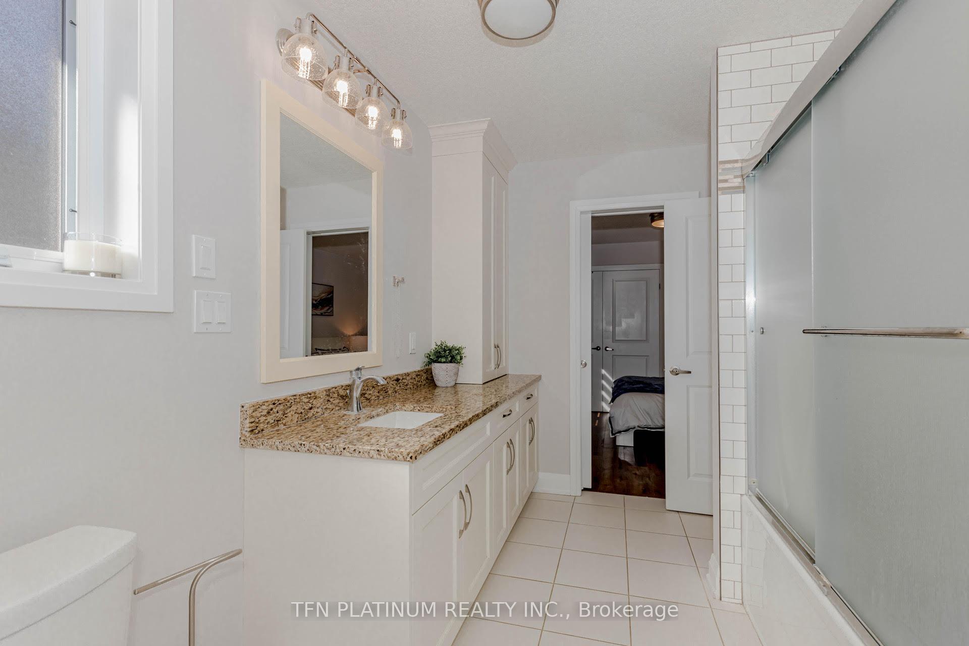 Photo 34 of 126 Pondcliffe Drive, Kitchener — HOMEH