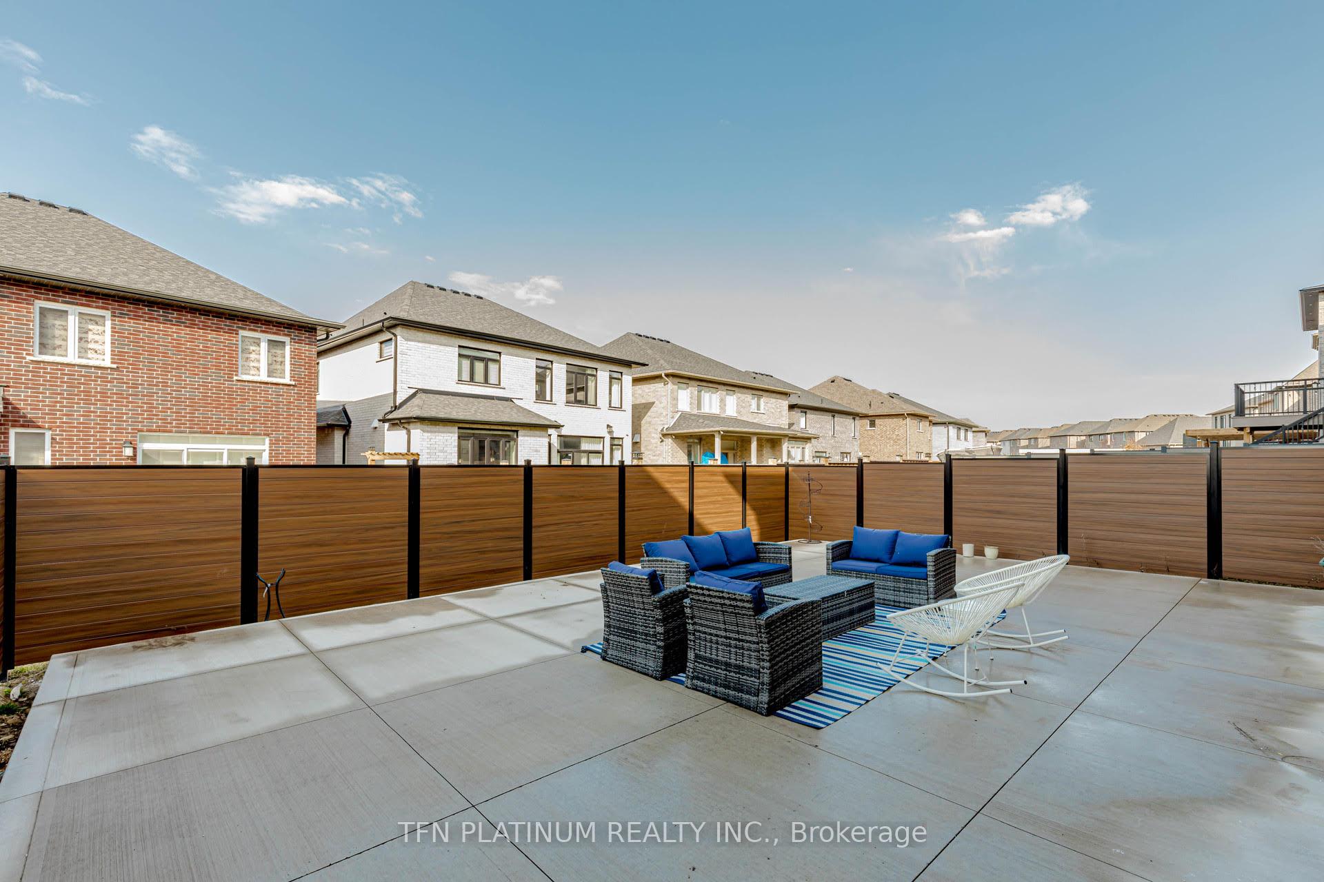 Photo 37 of 126 Pondcliffe Drive, Kitchener — HOMEH