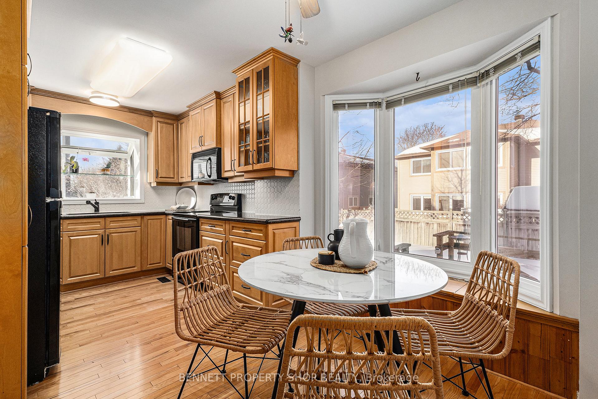 Photo 7 of 430 Pickford Drive, Ottawa, Kanata - Katimavik — HOMEH