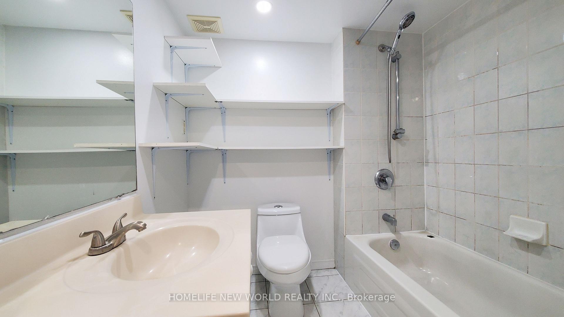 Photo 9 of 49 Beckwith Crescent, Markham, Milliken Mills East — HOMEH