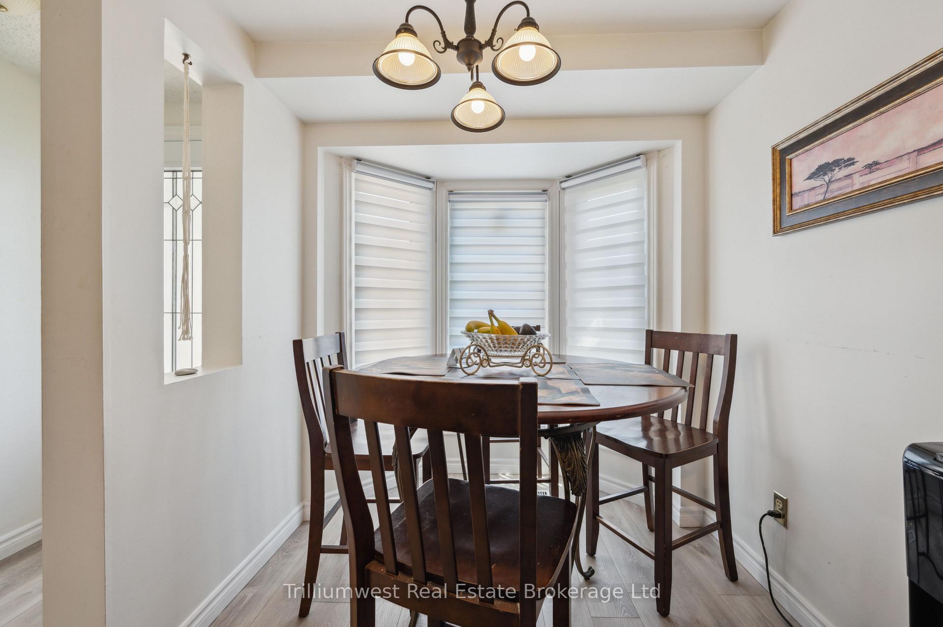 Photo 7 of 23 Wycliffe Place, Kitchener — HOMEH