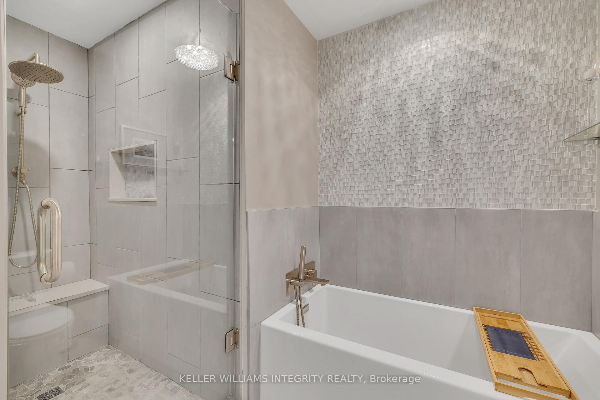 Photo 22 of 50 Goldora Private, Ottawa, Kanata - Kanata Lakes/Heritage Hills — HOMEH