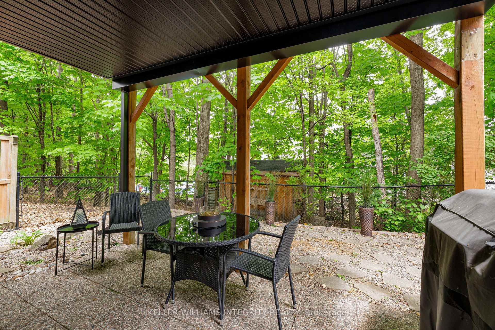Photo 32 of 50 Goldora Private, Ottawa, Kanata - Kanata Lakes/Heritage Hills — HOMEH