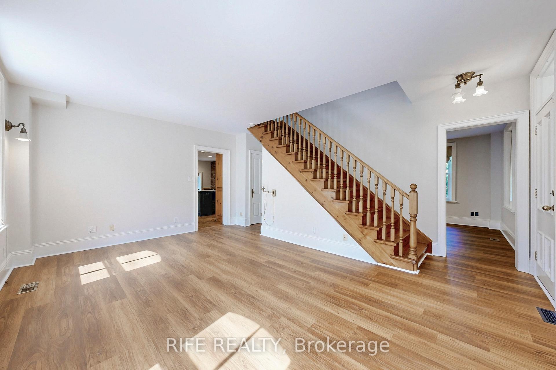 Photo 5 of 18 David Gohn Circle, Markham, Wismer — HOMEH