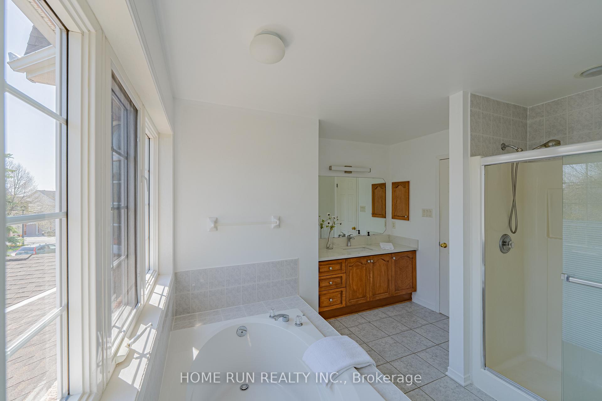 Photo 31 of 6 Cheltonia Way, Ottawa, Kanata - Kanata Lakes/Heritage Hills — HOMEH