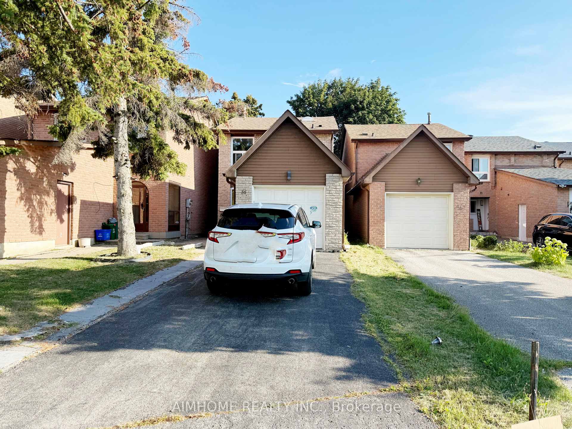 Photo 1 of 16 Upton Crescent, Markham, Milliken Mills West — HOMEH