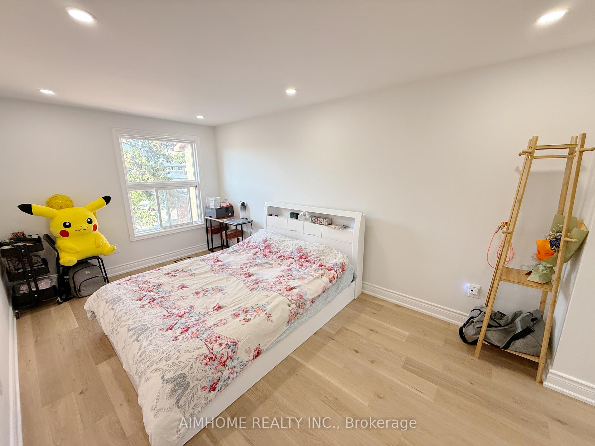 Photo 19 of 16 Upton Crescent, Markham, Milliken Mills West — HOMEH