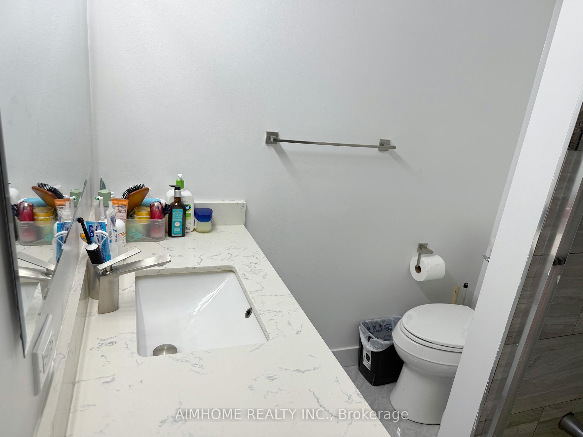 Photo 25 of 16 Upton Crescent, Markham, Milliken Mills West — HOMEH