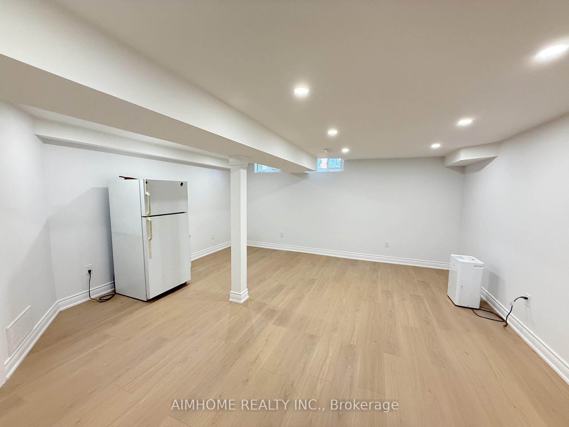 Photo 29 of 16 Upton Crescent, Markham, Milliken Mills West — HOMEH