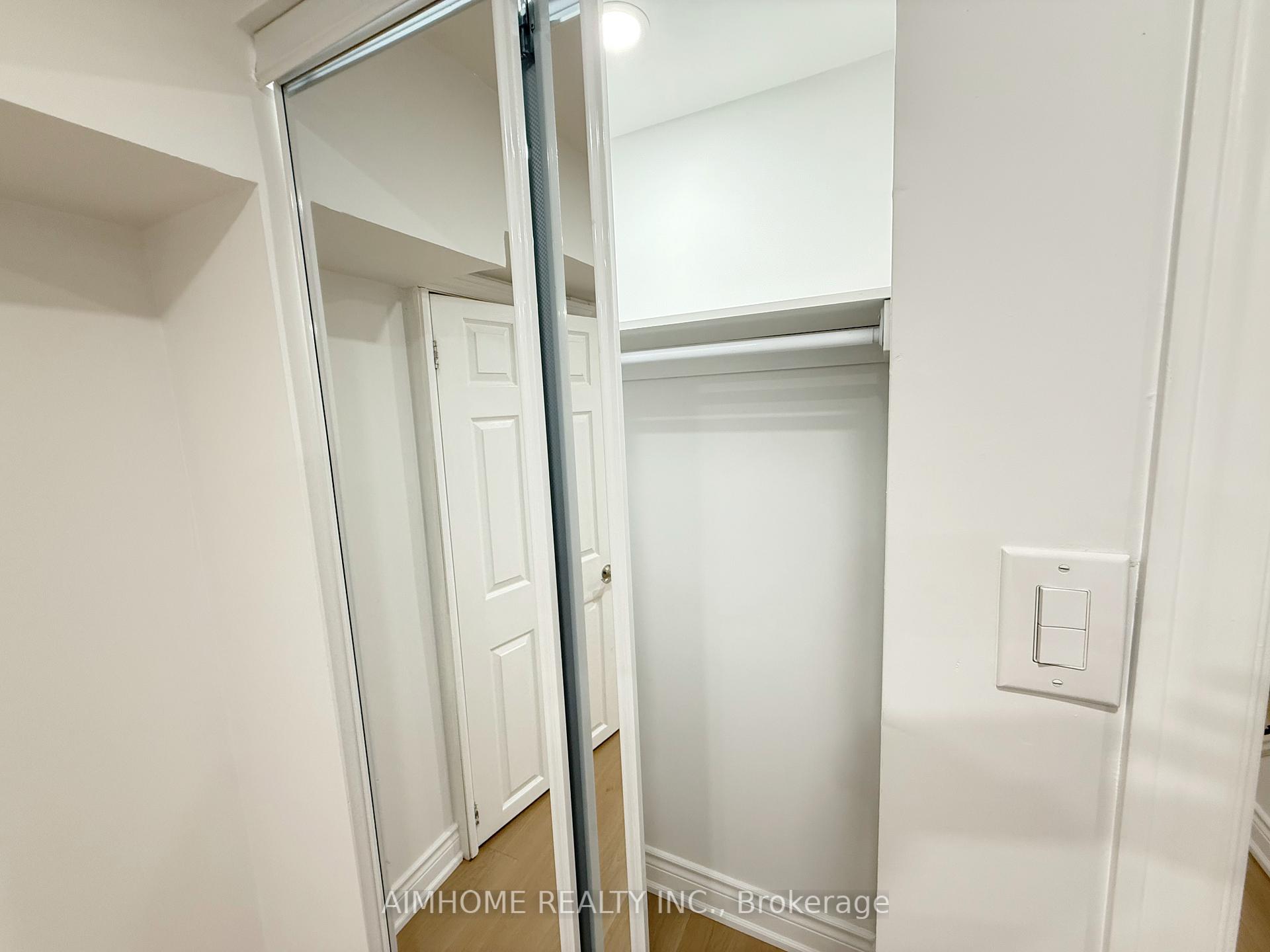 Photo 31 of 16 Upton Crescent, Markham, Milliken Mills West — HOMEH