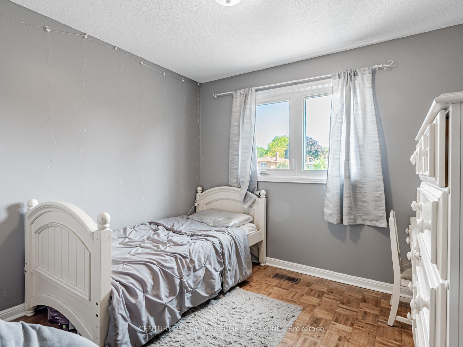 Photo 22 of 113 Major Buttons Drive, Markham, Sherwood-Amberglen — HOMEH