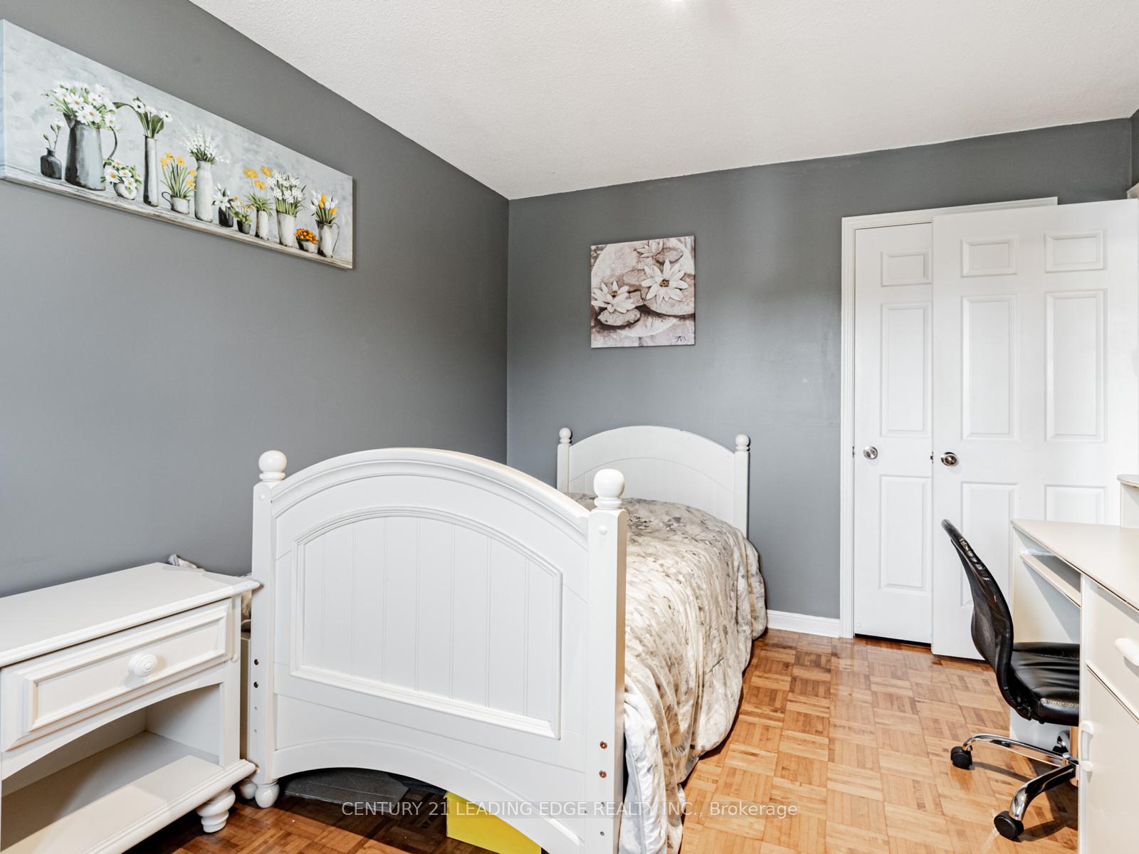 Photo 25 of 113 Major Buttons Drive, Markham, Sherwood-Amberglen — HOMEH