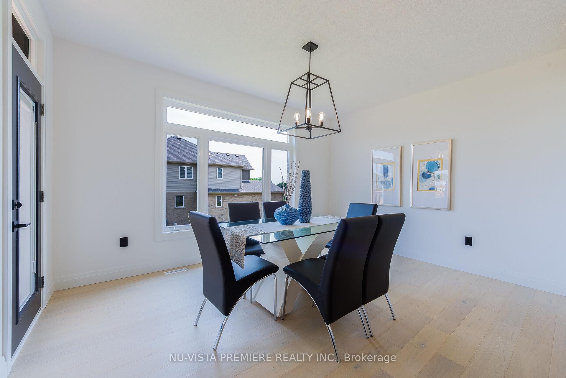 Photo 18 of 28 Basil Crescent, Middlesex Centre, Ilderton — HOMEH